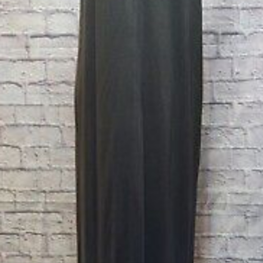 Dress - Picture 6 of 7